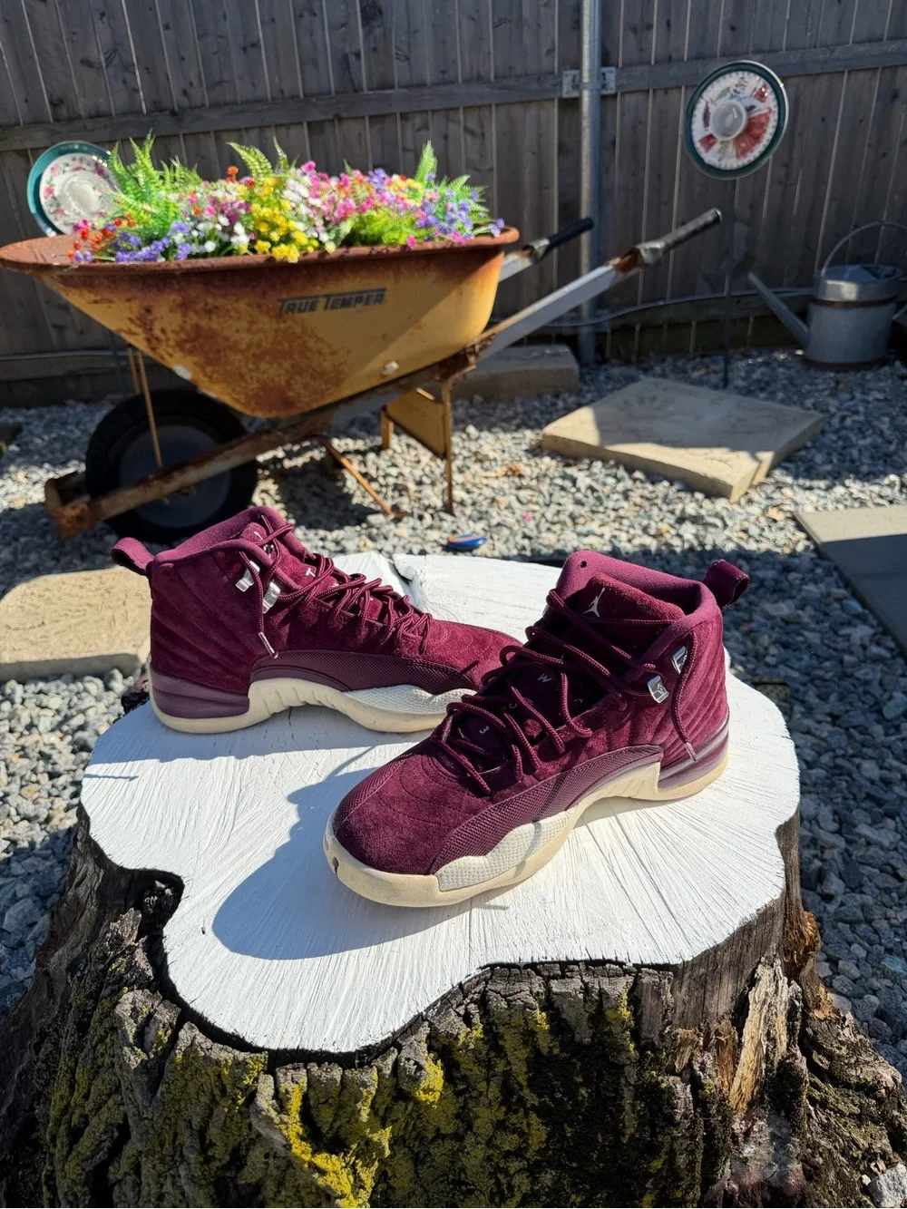 Jordan 12 Bordeaux